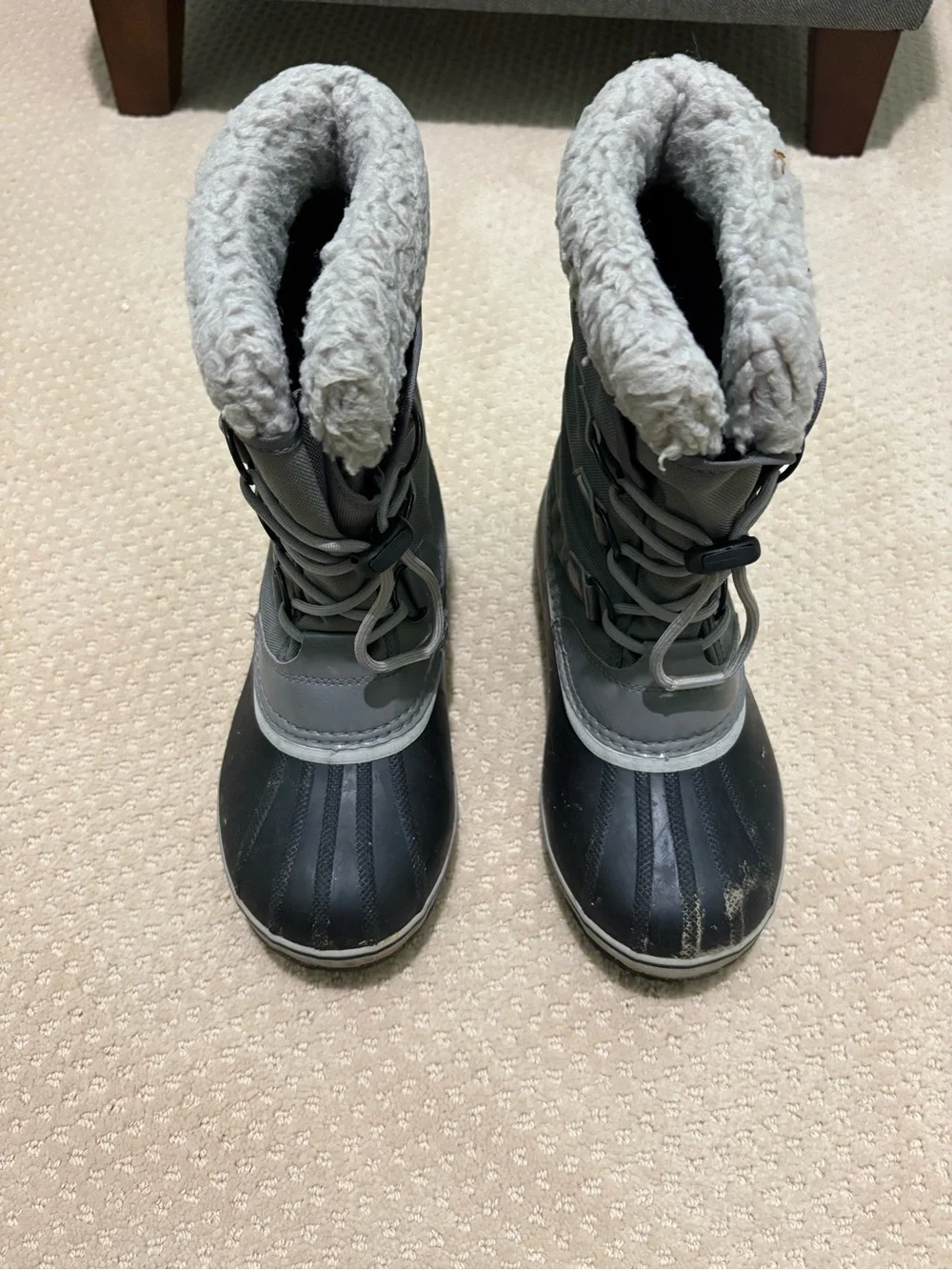 Sorel kids snow
